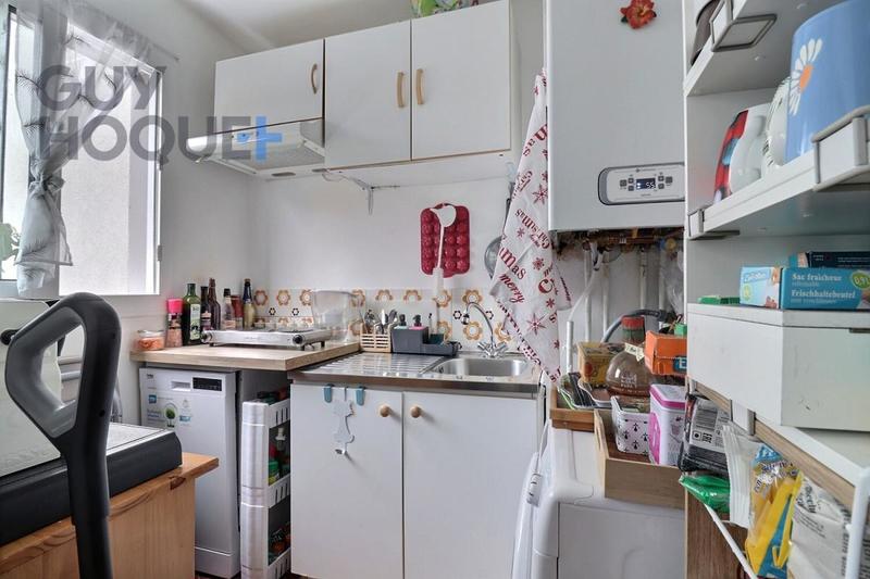 Studio - 30 m² - 1 pièce