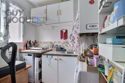 Studio - 30 m² - 1 pièce