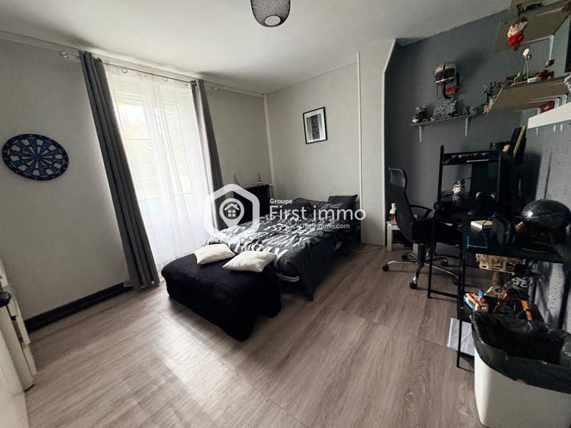 Maison - 166 m² - 8 pièces