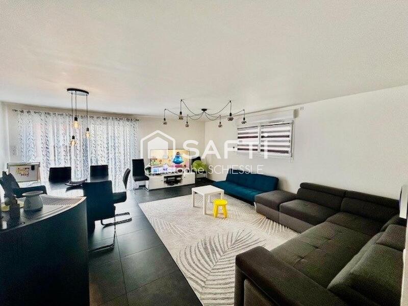 Maison - 98 m² - 4 pièces