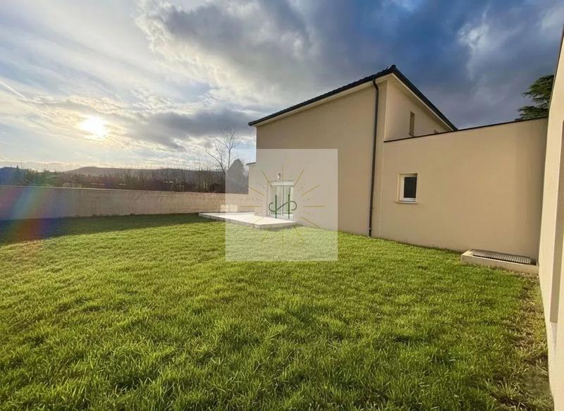 Maison - 130 m² - 4 pièces