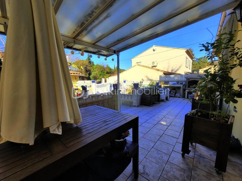 Maison - 86 m² - 4 pièces