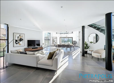 Maison - 199 m² - 2 pièces