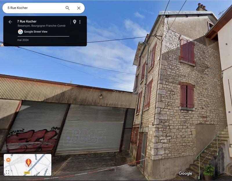 Immeuble - 1 323 m² - 35 pièces