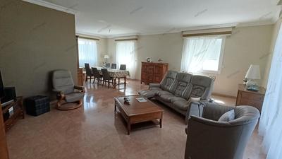 Maison - 123 m² - 5 pièces