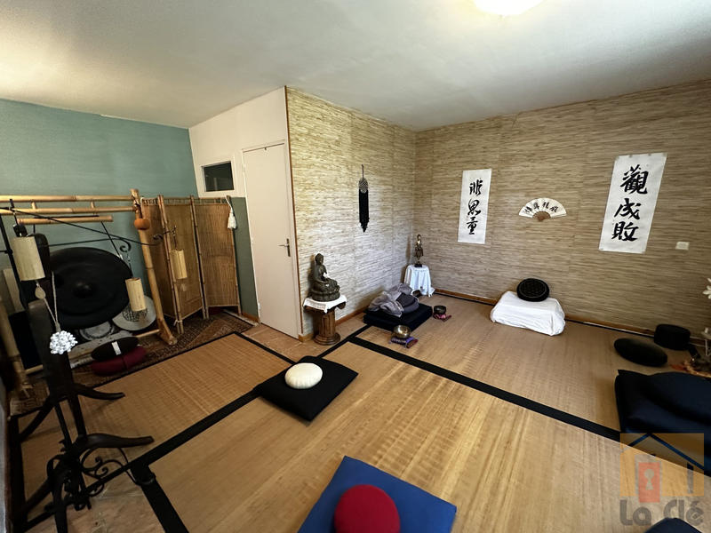 Maison - 288 m² - 6 pièces