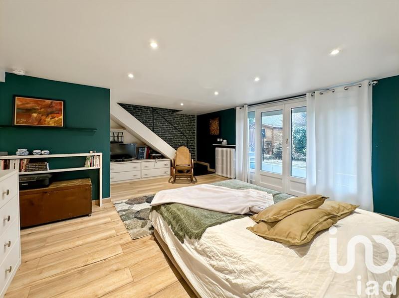 Maison - 135 m² - 6 pièces