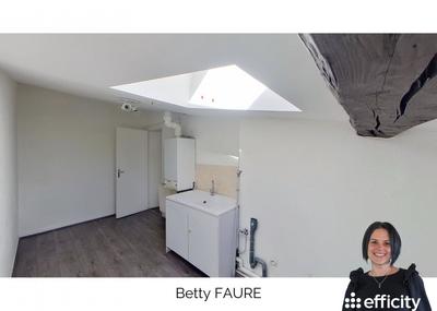 Appartement - 80 m² - 3 pièces