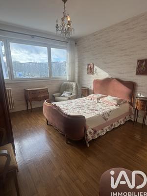 Appartement - 83 m² - 3 pièces