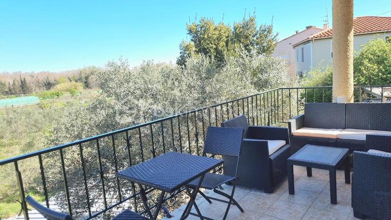 Maison - 213 m² - 8 pièces