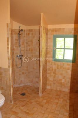 Demeure - 335 m² - 12 pièces