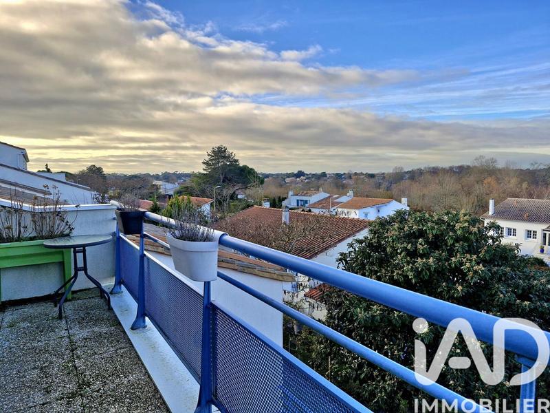 Appartement - 79 m² - 4 pièces