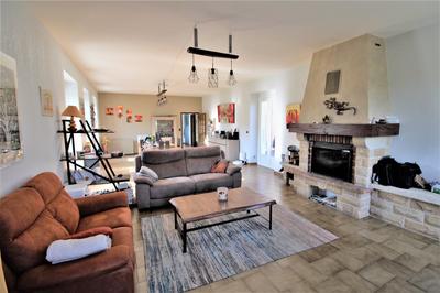 Corps de ferme - 300 m² - 6 pièces