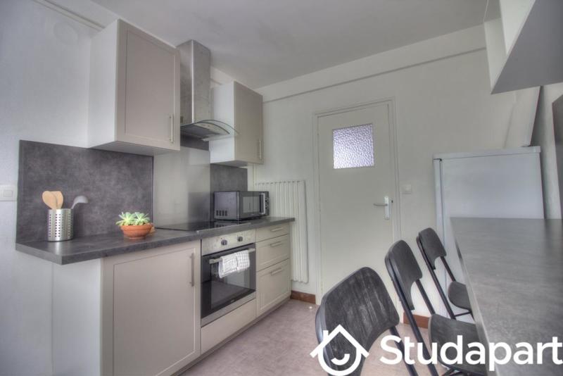 Chambre - 10 m² - 1 pièce