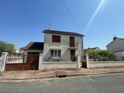 Maison - 80 m² - 4 pièces