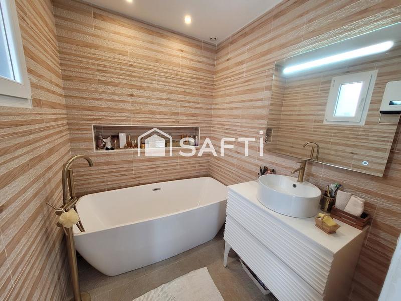 Maison - 108 m² - 4 pièces