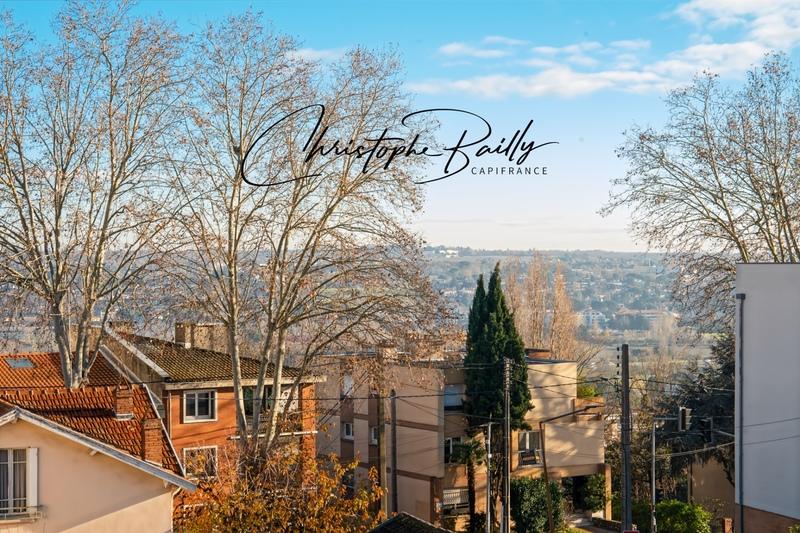 Maison traditionnelle - 152 m² - 6 pièces