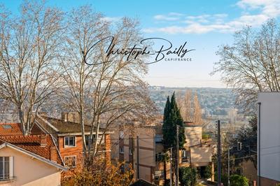 Maison traditionnelle - 152 m² - 6 pièces