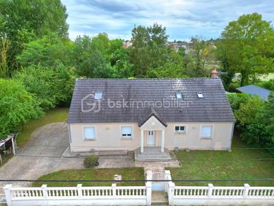 Maison - 155 m² - 8 pièces