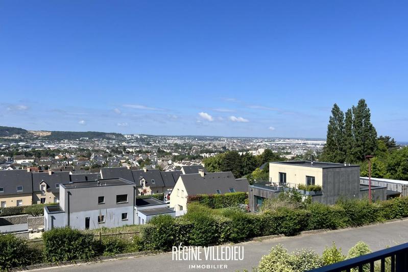 Maison - 197 m² - 5 pièces