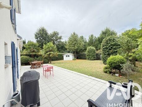 Maison - 142 m² - 6 pièces