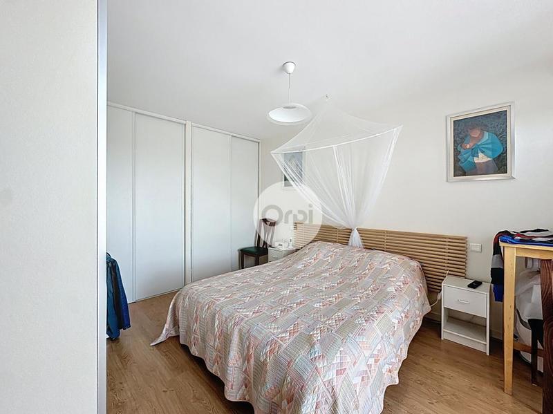 Maison - 210 m² - 7 pièces