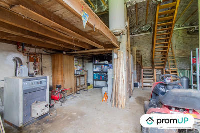 Maison - 240 m² - 8 pièces