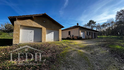 Maison - 93 m² - 4 pièces