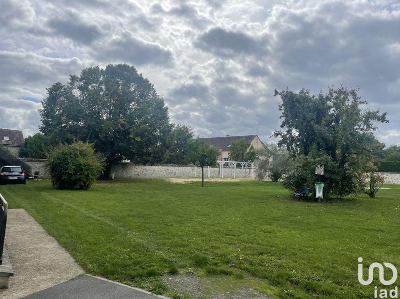 Local commercial - 251 m²