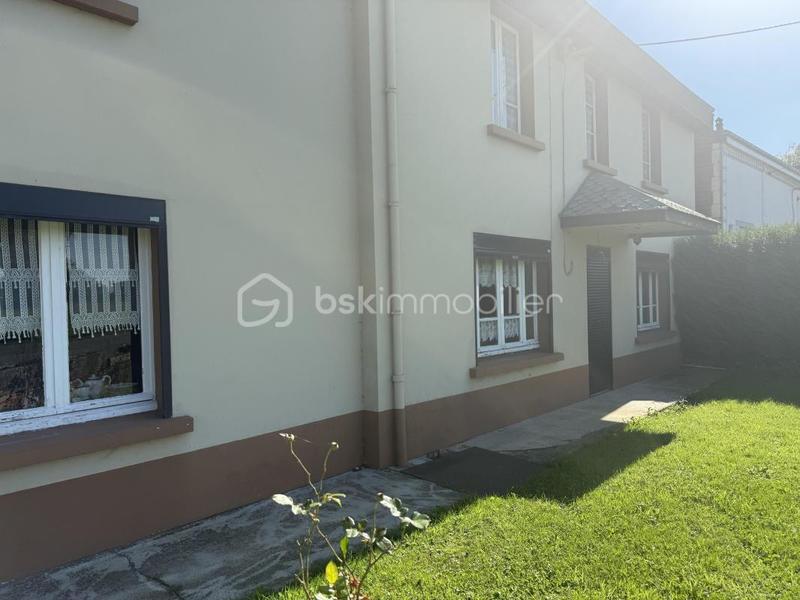 Corps de ferme - 192 m² - 8 pièces