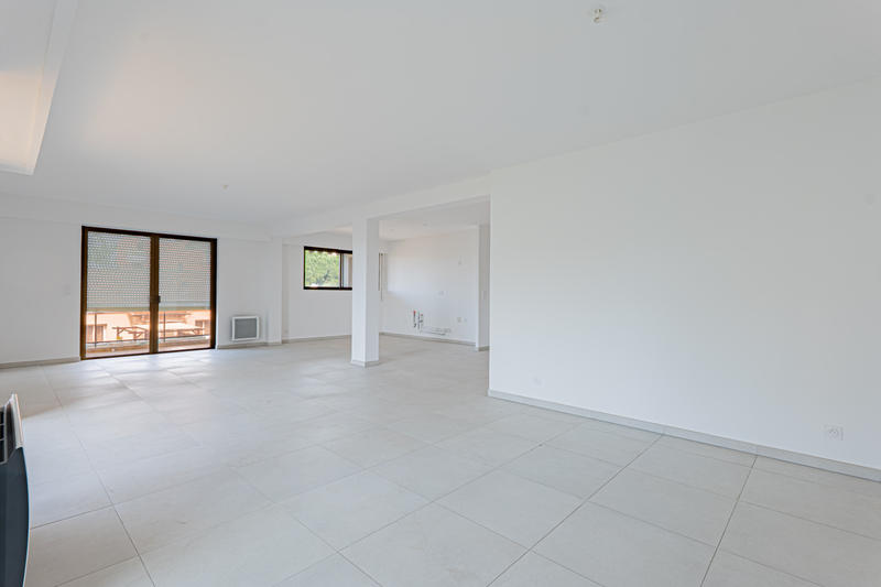 Appartement - 132 m² - 4 pièces