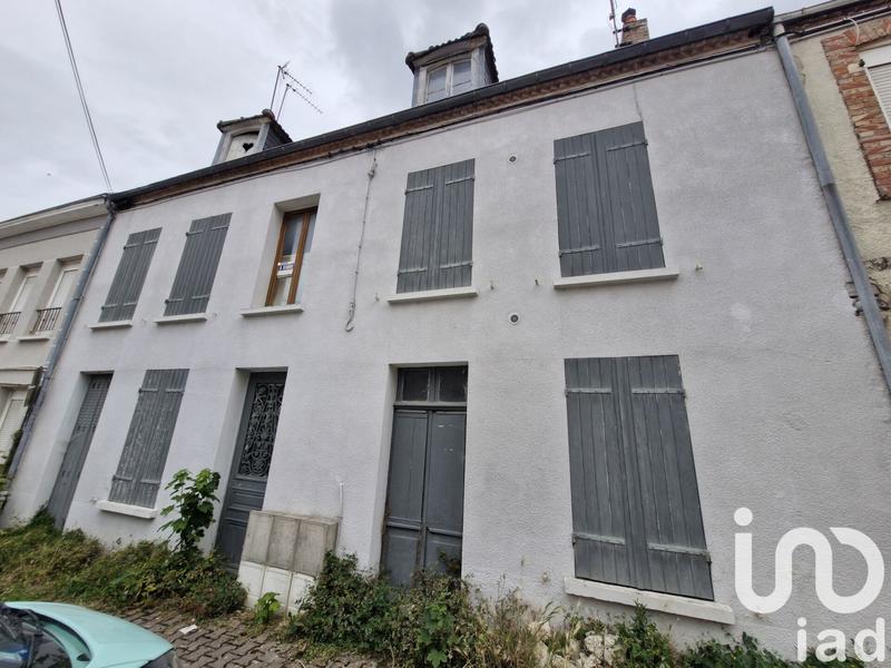 Maison - 220 m² - 10 pièces