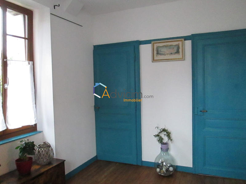 Maison - 269 m² - 12 pièces