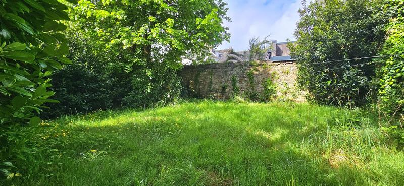 Maison - 203 m² - 9 pièces