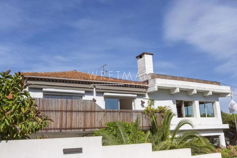 Maison - 515 m² - 12 pièces