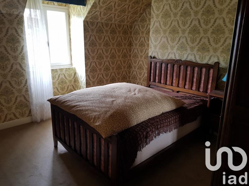 Maison - 200 m² - 7 pièces