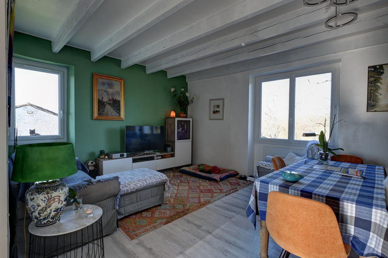 Maison - 238 m² - 8 pièces