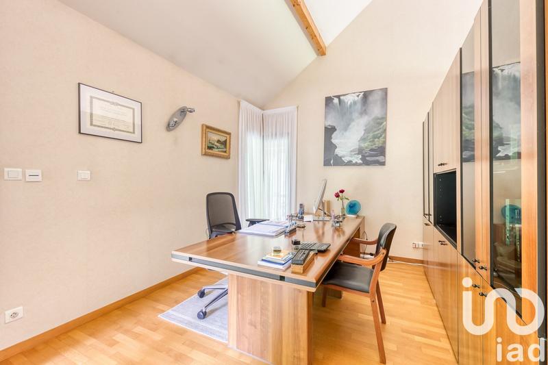 Maison de maîtres - 215 m² - 8 pièces