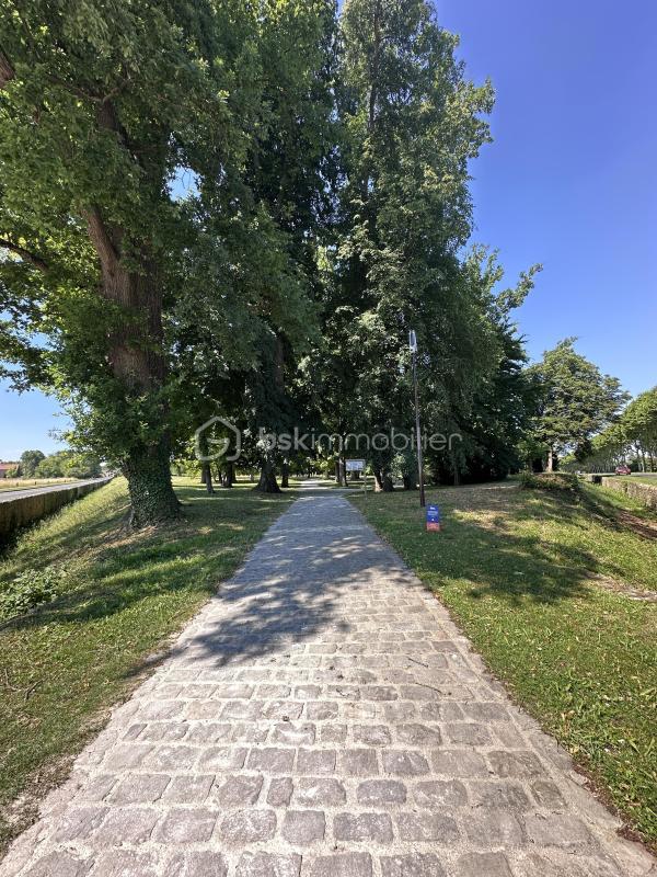 Appartement - 60 m² - 2 pièces