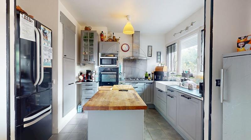 Appartement - 79 m² - 4 pièces