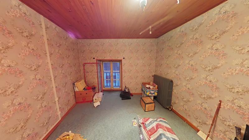 Maison - 200 m² - 7 pièces