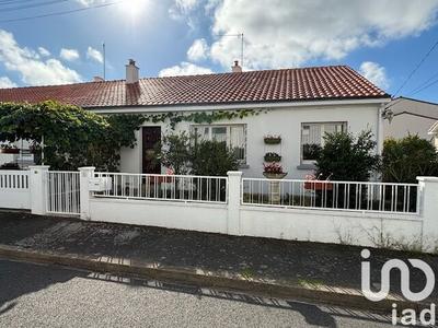 Maison - 100 m² - 5 pièces