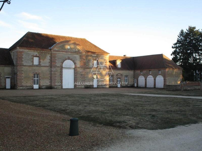 Château - 3 750 m² - 130 pièces