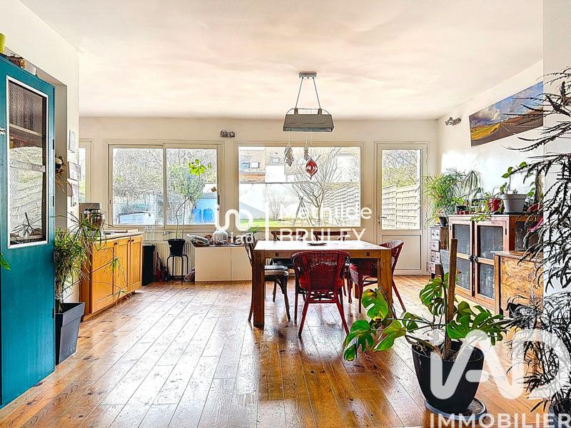 Maison de village - 218 m² - 6 pièces