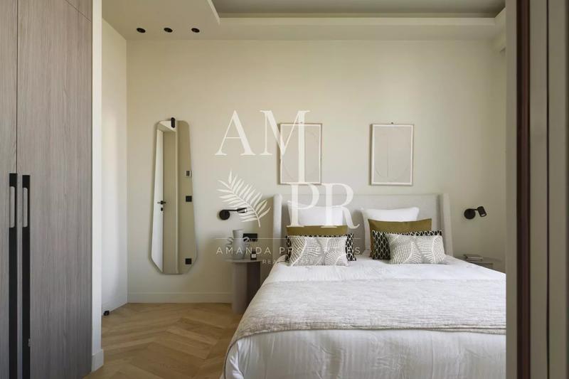 Appartement - 100 m² - 4 pièces