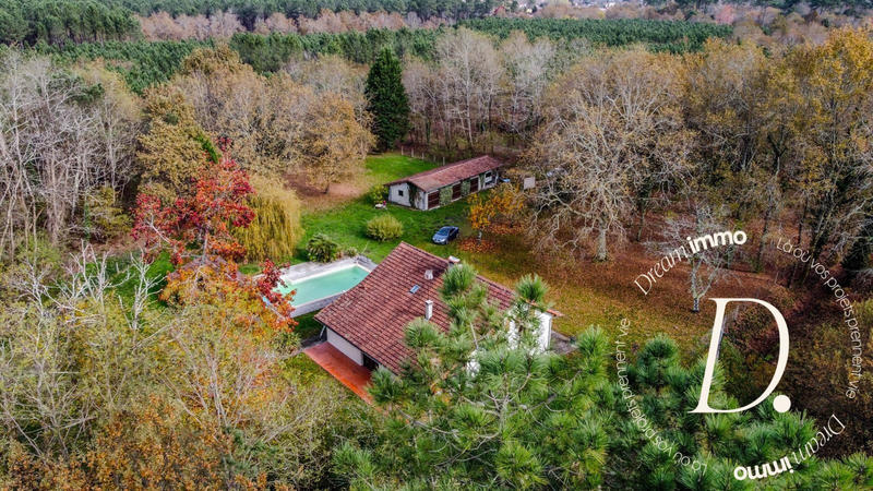 Maison ancienne - 238 m² - 5 pièces