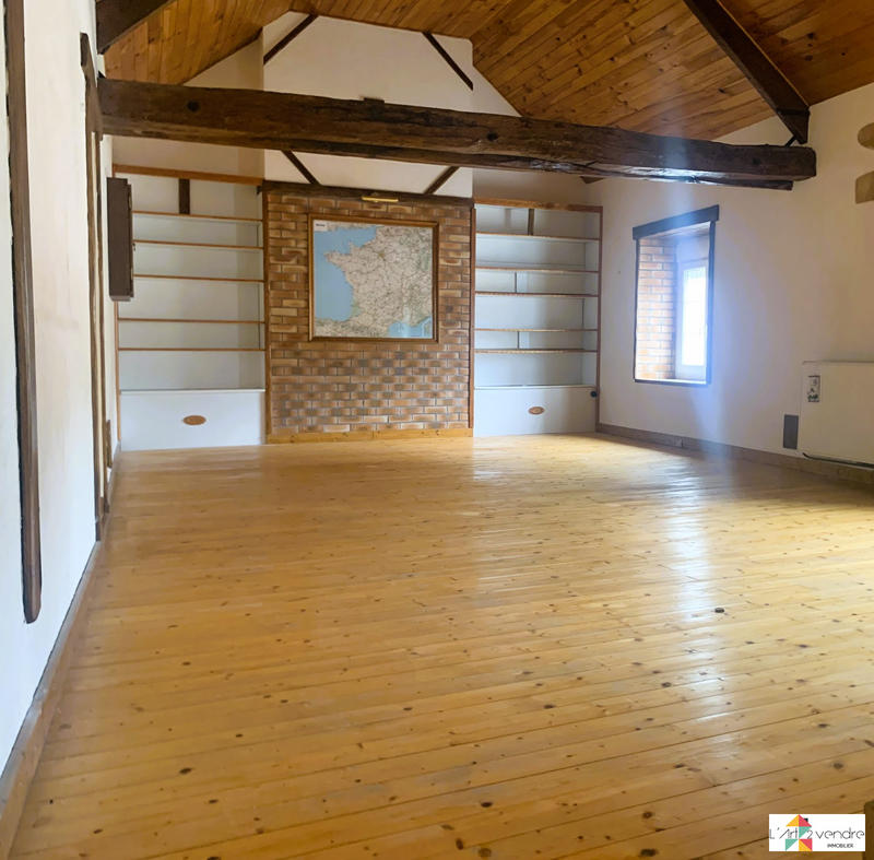 Maison ancienne - 325 m² - 11 pièces