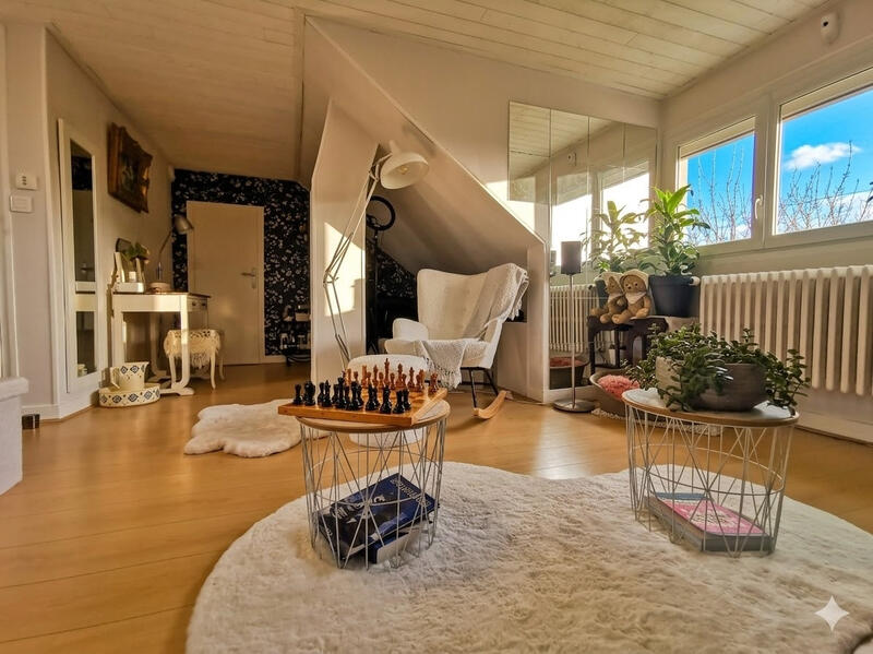 Maison - 137 m² - 7 pièces