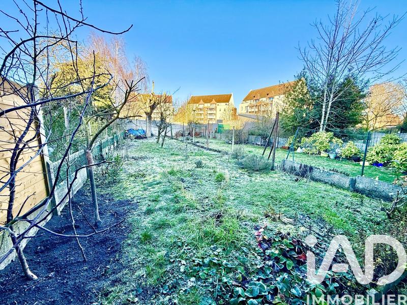 Maison de ville - 136 m² - 6 pièces