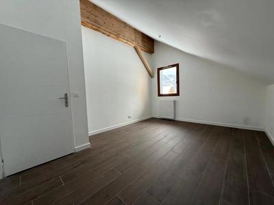 Maison - 97 m² - 4 pièces